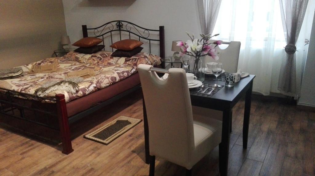 Apartment Jakubska 676 Praag Buitenkant foto