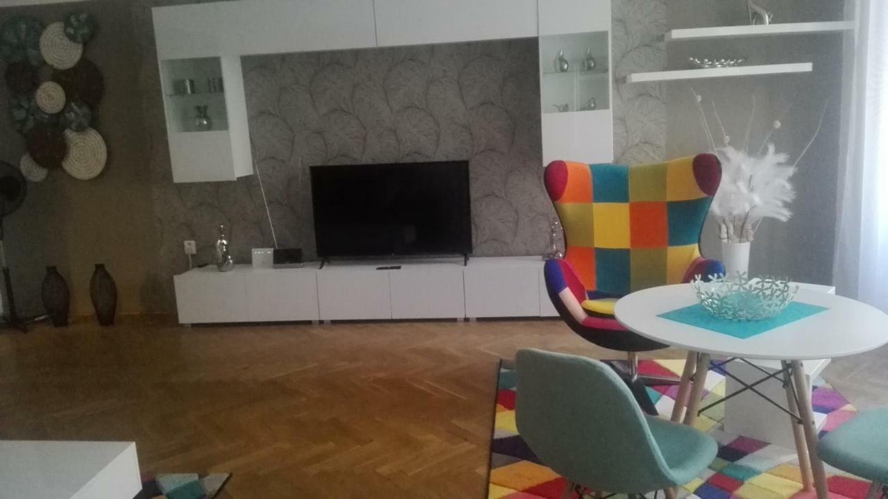 Apartment Jakubska 676 Praag Buitenkant foto