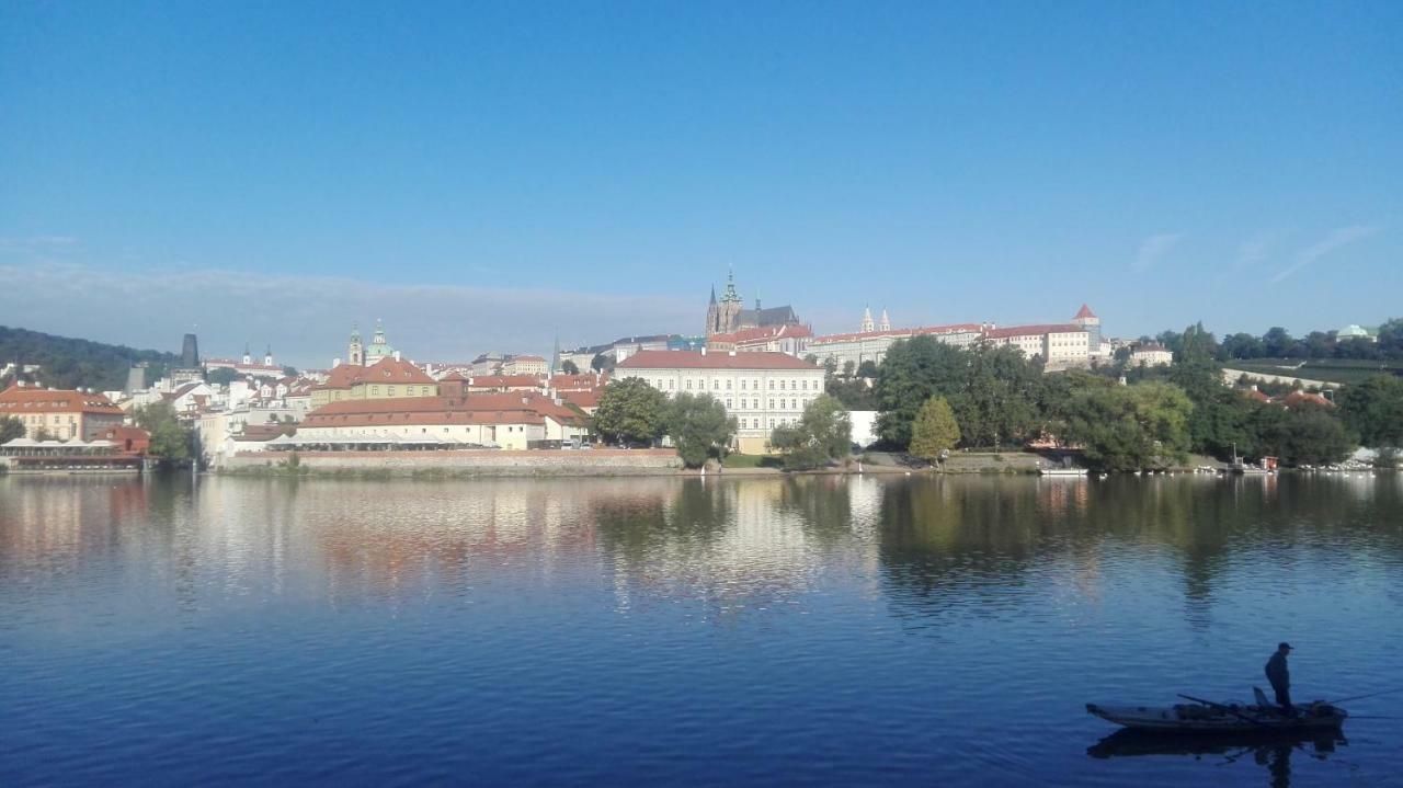 Apartment Jakubska 676 Praag Buitenkant foto